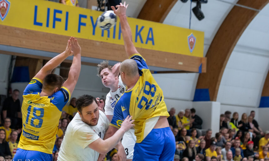 Egill Bjarni Friðjónsson