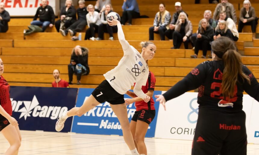 Brynja T.