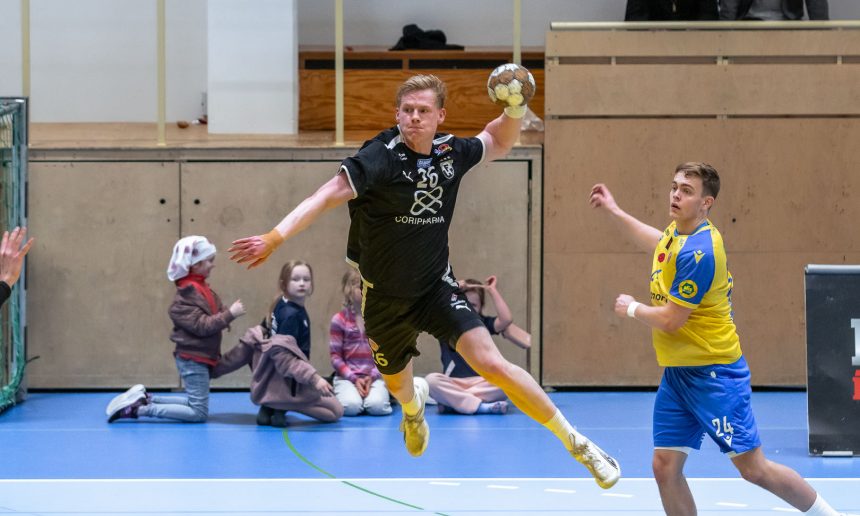 Egill Bjarni Friðjónsson